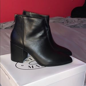 Steve Madden Booties Jillian